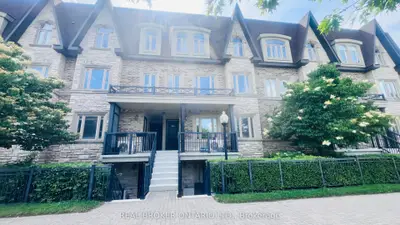 Condo Townhouse in Markham