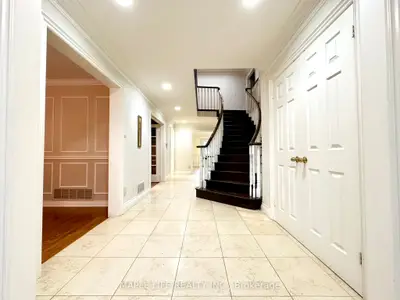 52 Prince Edward Boulevard, Markham, On L3t 6y6