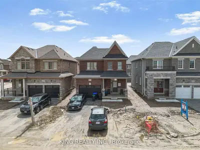 Detached in New Tecumseth