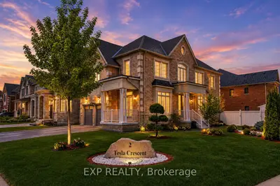 Detached in East Gwillimbury