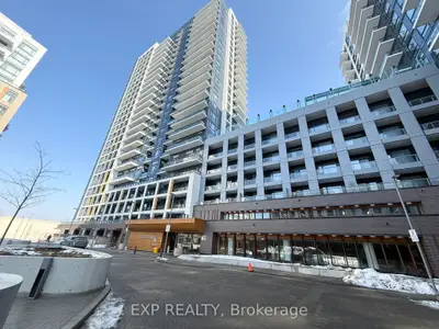Condo Apartment in Vaughan
