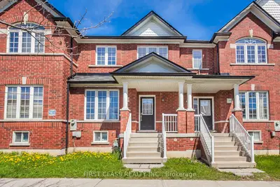 Att/Row/Townhouse in Markham