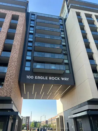 Condo Apartment in Vaughan