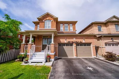 135 Glad Park Avenue, Whitchurch-stouffville, On L4a 1x5