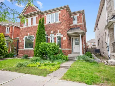 Semi-Detached in Vaughan