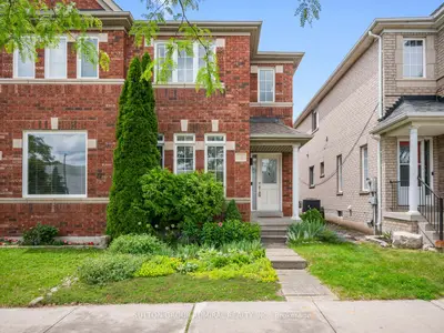 10 Forest Run Boulevard, Vaughan, On L4k 5j8