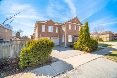 Detached in Vaughan