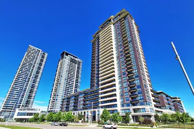 Condo Apartment in Markham