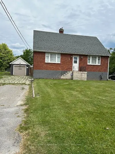 9 Wales Avenue, Markham, On L3p 2c2
