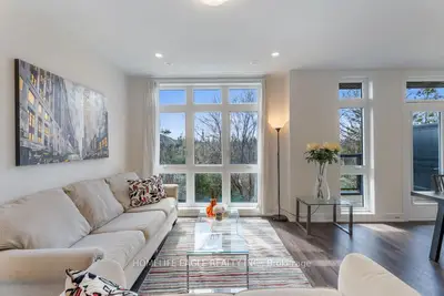 7 Phelps Lane 16, Richmond Hill, On L4e 1j4