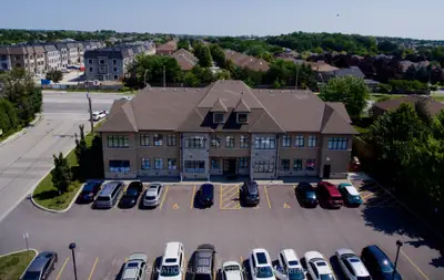 9160 Bayview Avenue 301, Richmond Hill, On L4b 0e6
