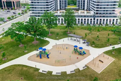 Condo Apartment in Markham