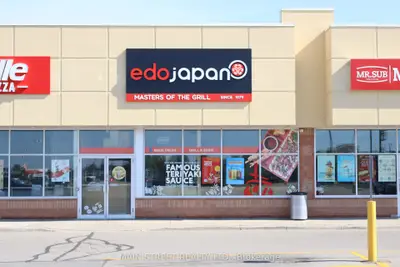 18040 Yonge Street 1a, Newmarket, On L3y 8s4
