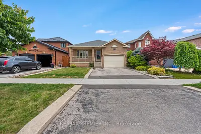 Detached in Vaughan