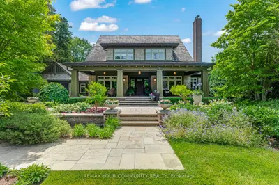 Detached in Richmond Hill