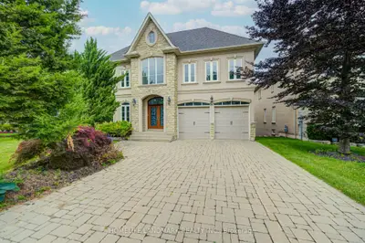 Detached in Richmond Hill