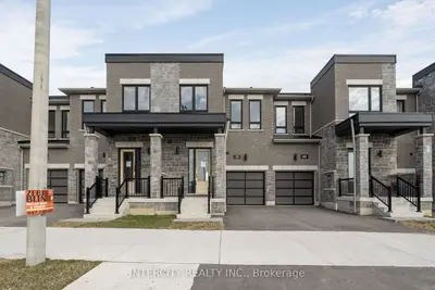 Att/Row/Townhouse in Markham