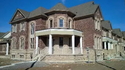 Att/Row/Townhouse in Markham