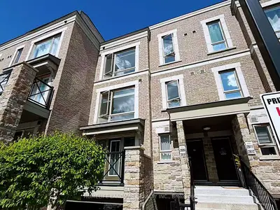 Condo Townhouse in Markham