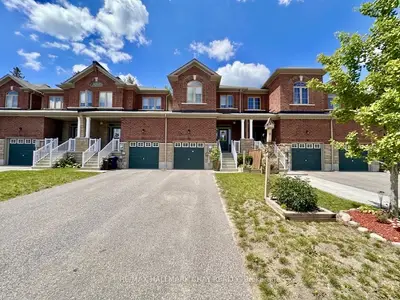 Att/Row/Townhouse in Essa