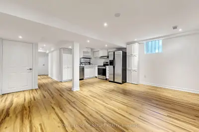 Detached in Newmarket