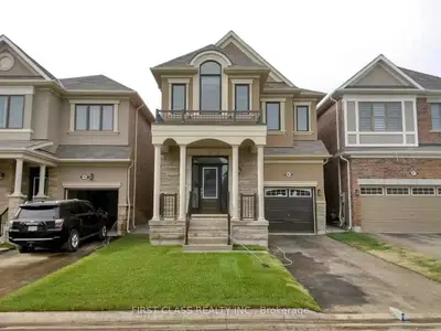 Detached in Richmond Hill