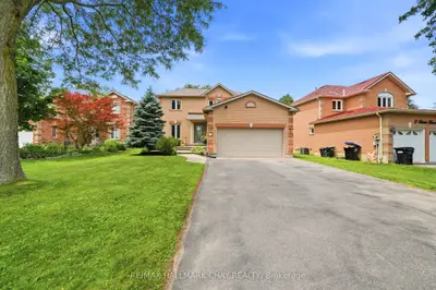 Detached in New Tecumseth