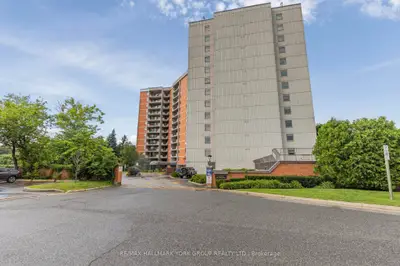 7811 Yonge Street 1007, Markham, On L3t 4s3