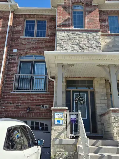 Att/Row/Townhouse in Vaughan