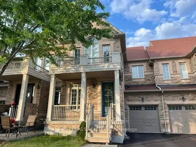Att/Row/Townhouse in Markham