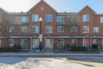 4 Alpen Way 9, Markham, On L3r 4g1