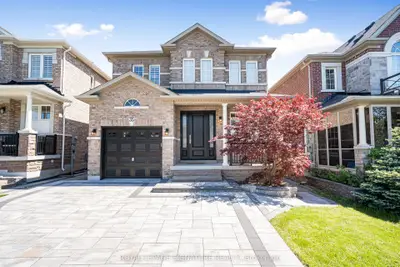 Detached in Vaughan