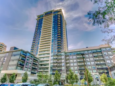 Condo Apartment in Markham