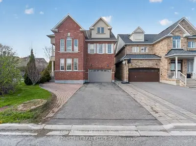 92 Seabreeze Avenue, Vaughan, On L4j 8t7