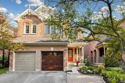 Semi-Detached in Aurora