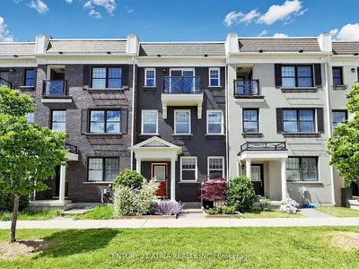 Att/Row/Townhouse in Whitchurch-Stouffville