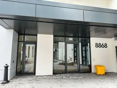 Common Element Condo in Richmond Hill