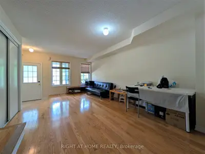 279 Caboto Trail, Markham, On L3r 0r5