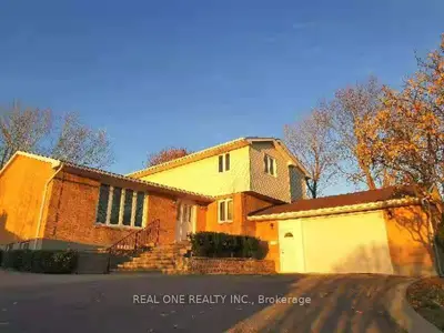 Detached in Georgina