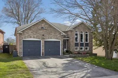Detached in East Gwillimbury