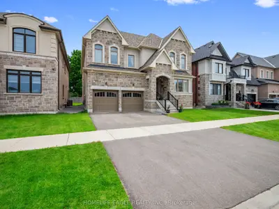 245 Danny Wheeler Boulevard, Georgina, On L4p 0j8