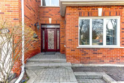 105 Mcclellan Way, Aurora, On L4g 6m4