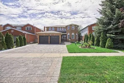 Detached in Newmarket