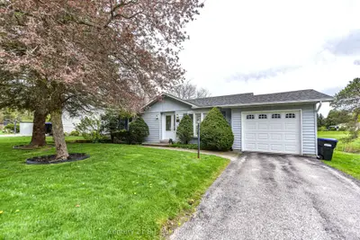 56 Tecumseth Pines Drive, New Tecumseth, On L0g 1w0
