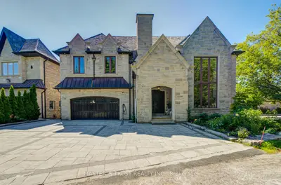 727 Sunset Beach Road, Richmond Hill, On L4e 3g2