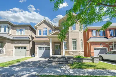 Detached in Markham