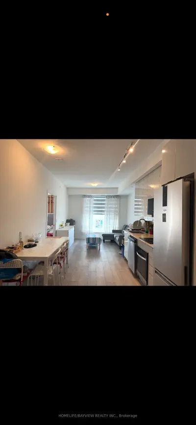 Condo Apartment in Vaughan