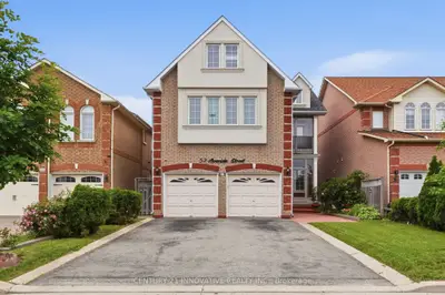 Detached in Markham