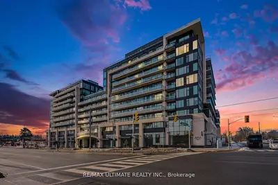 Condo Apartment in Vaughan