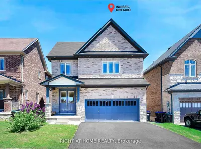 Detached in Innisfil